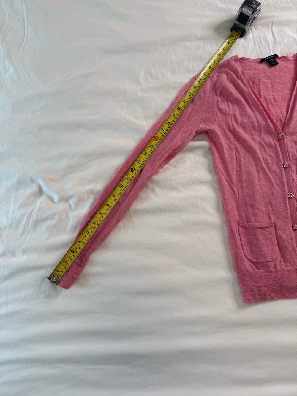 Pink Tartan 100% Merino Wool Bubblegum Pink Floral Button Cardigan XS - Picture 12 of 13